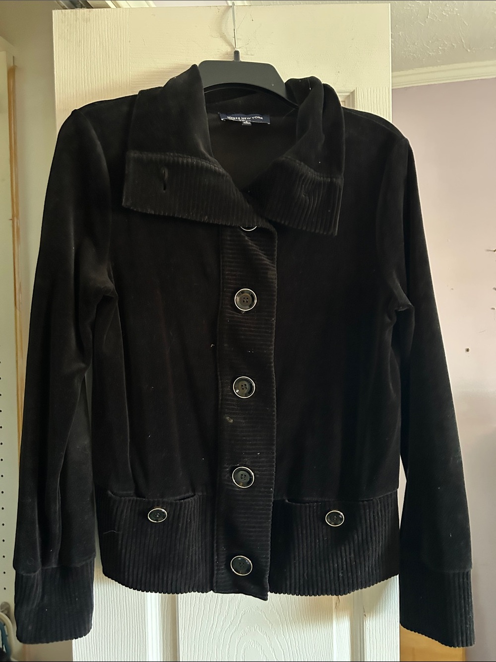 Jones New York Black Velvet Button-Front Jacket
